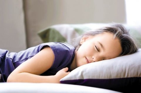 晚睡更易增加儿童肥胖风险